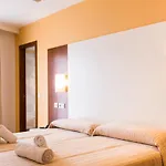 Sagitario Hostel *