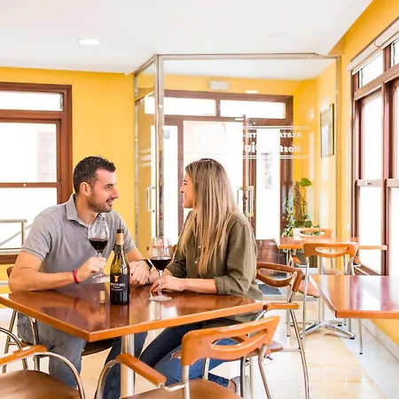 Sagitario Hostel Ciutadella