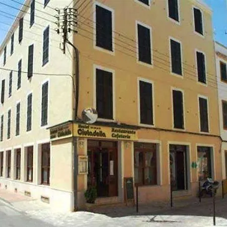 Sagitario Ciutadella Hostel *
